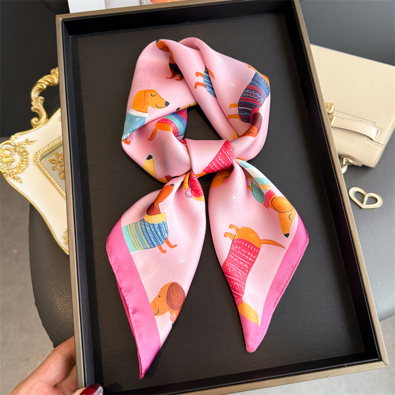 Fashion Wiener Dog Print Banda - огляд і ціна Silk Scarf Square